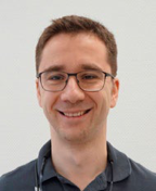 Dr. Oliver Schäfer ist seit 2014 niedergelassener Zahnarzt in Thüringen.